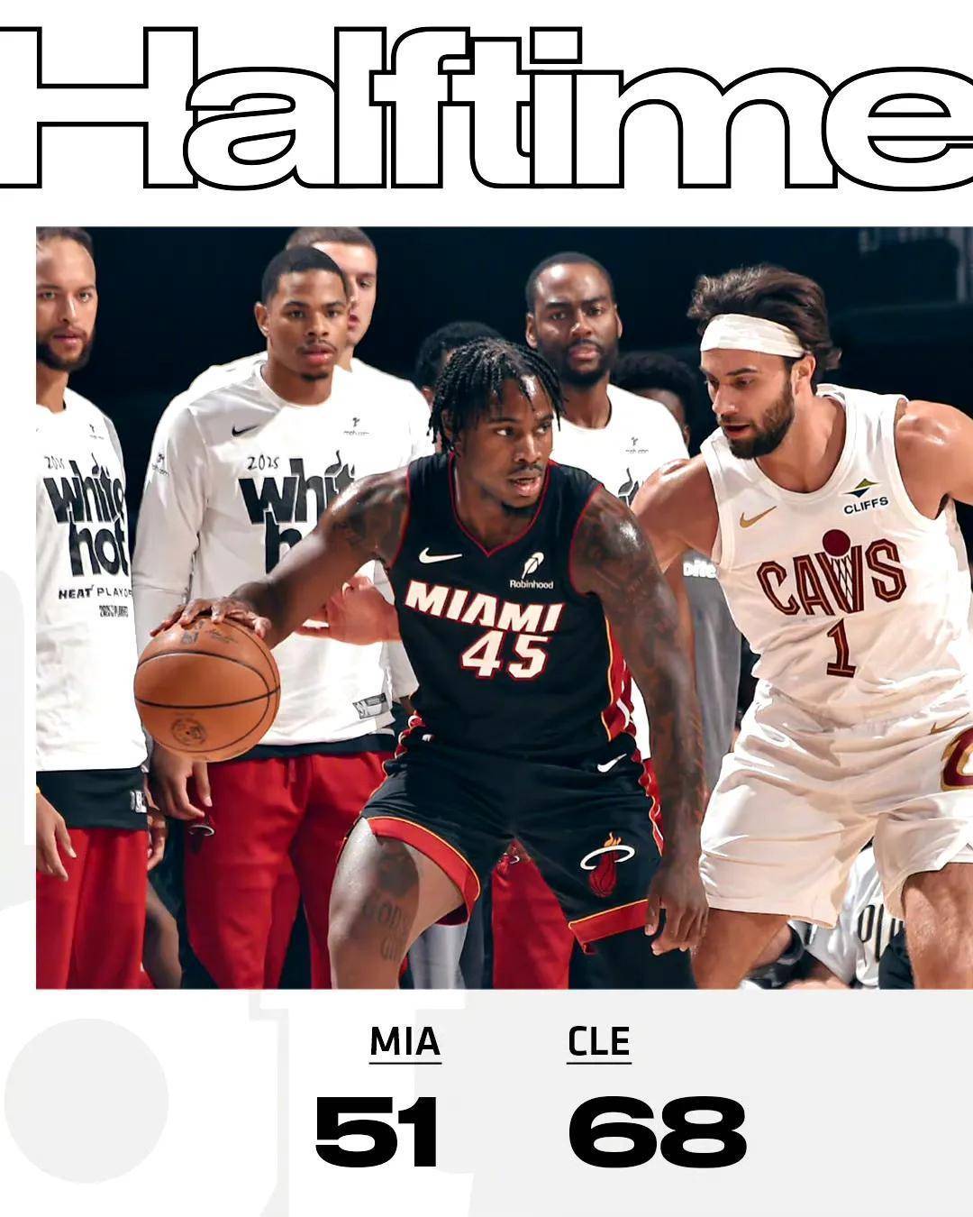 科维托娃连续二十场比赛得分超过刷新纪录，热火不断突破！